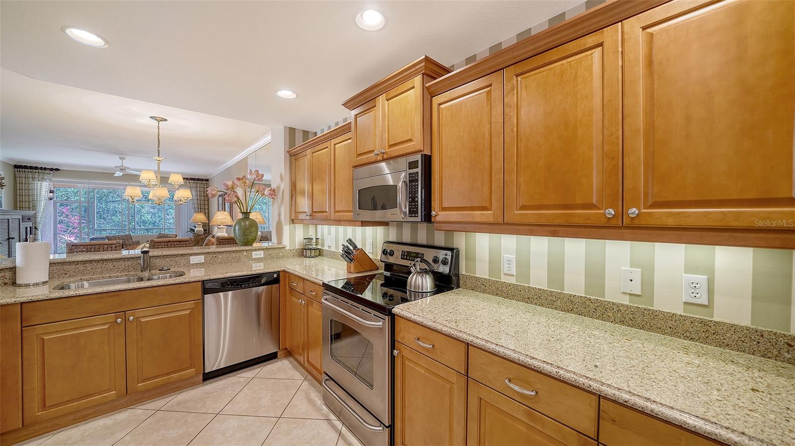 HARBORAGE ON BRADEN RIVER I PH III - Residential Lease