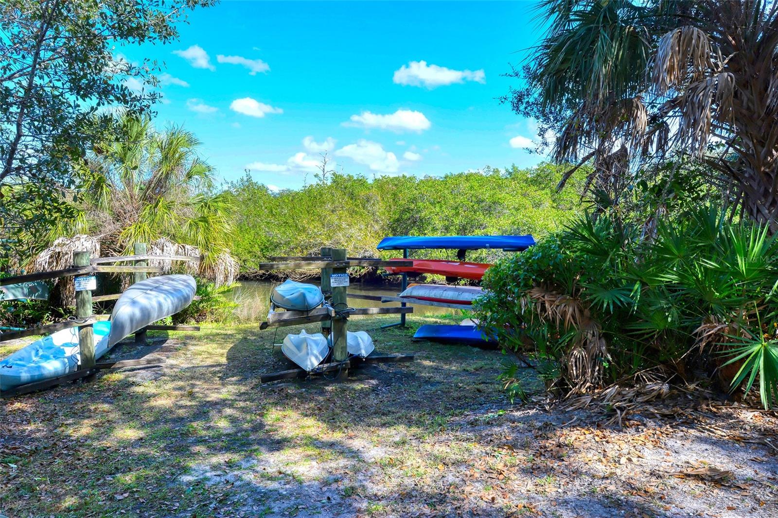 HARBORAGE ON BRADEN RIVER I PH III - Residential Lease