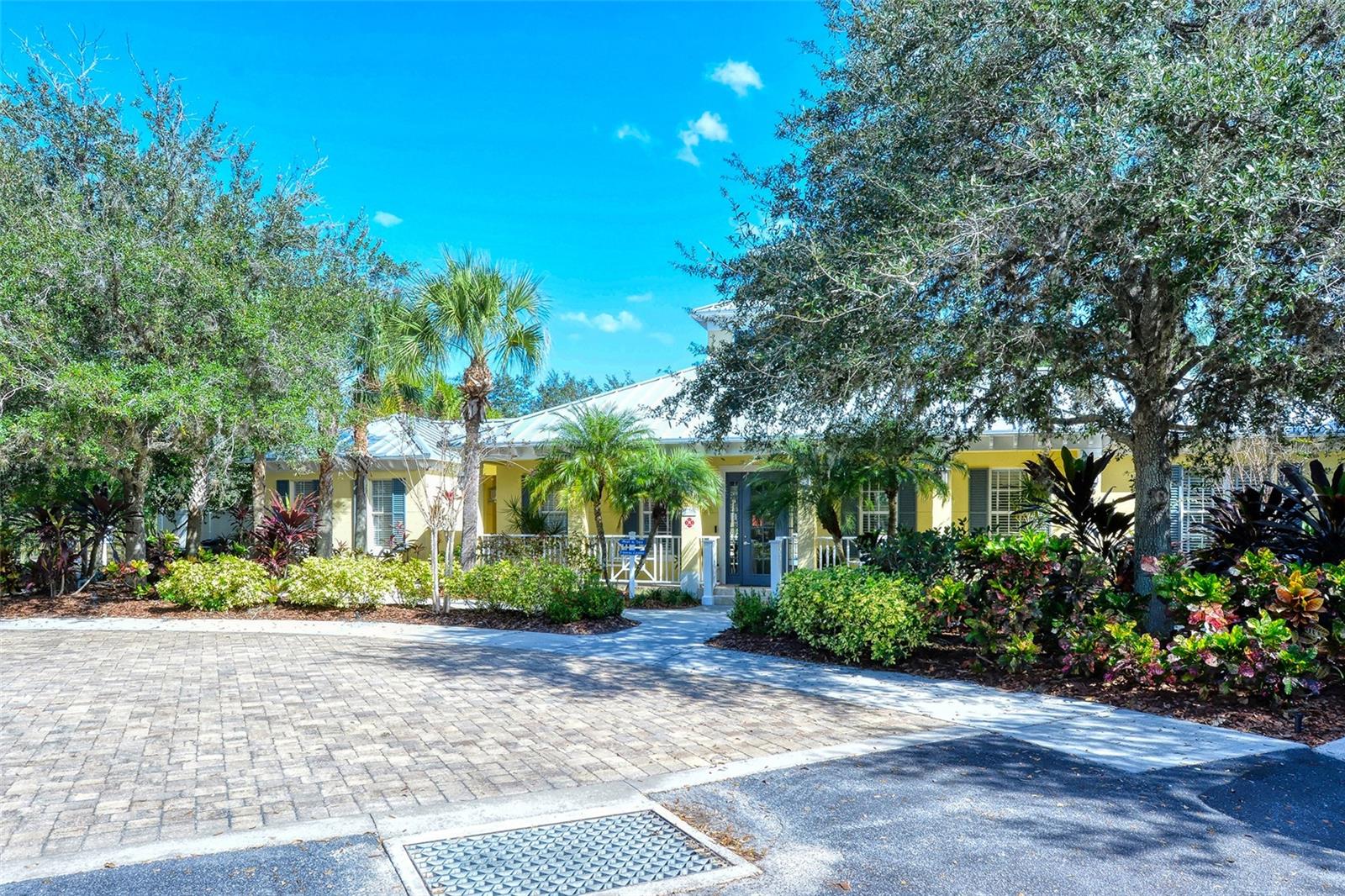 HARBORAGE ON BRADEN RIVER I PH III - Residential Lease