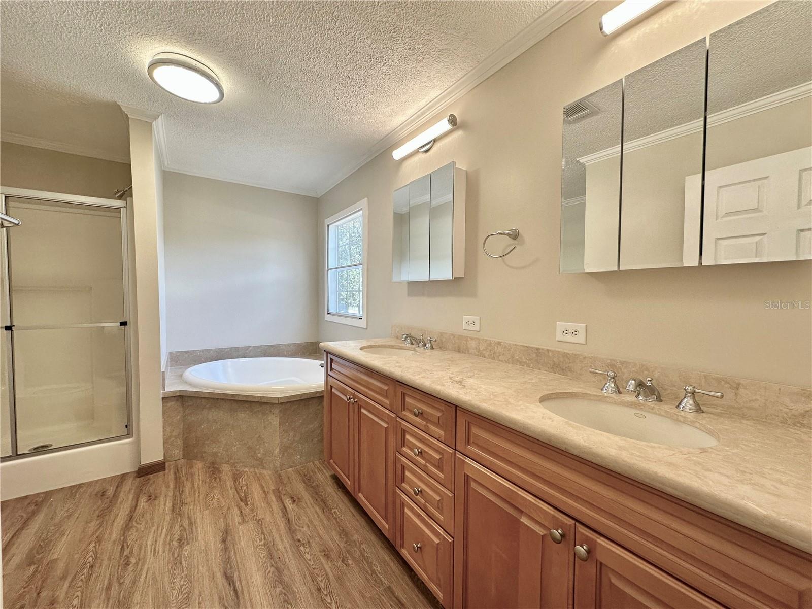 LAKE TROPICANA RANCHETTES 04 - Residential