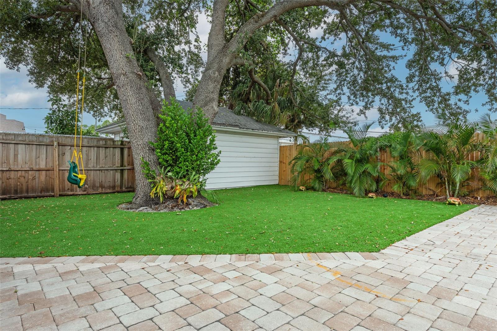 BENJAMINS 5TH ADD - Residential