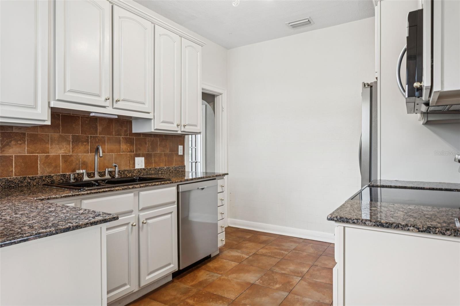 BENJAMINS 5TH ADD - Residential