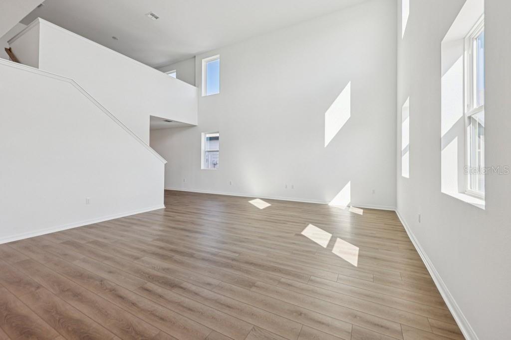 TRAILSIDE - Residential