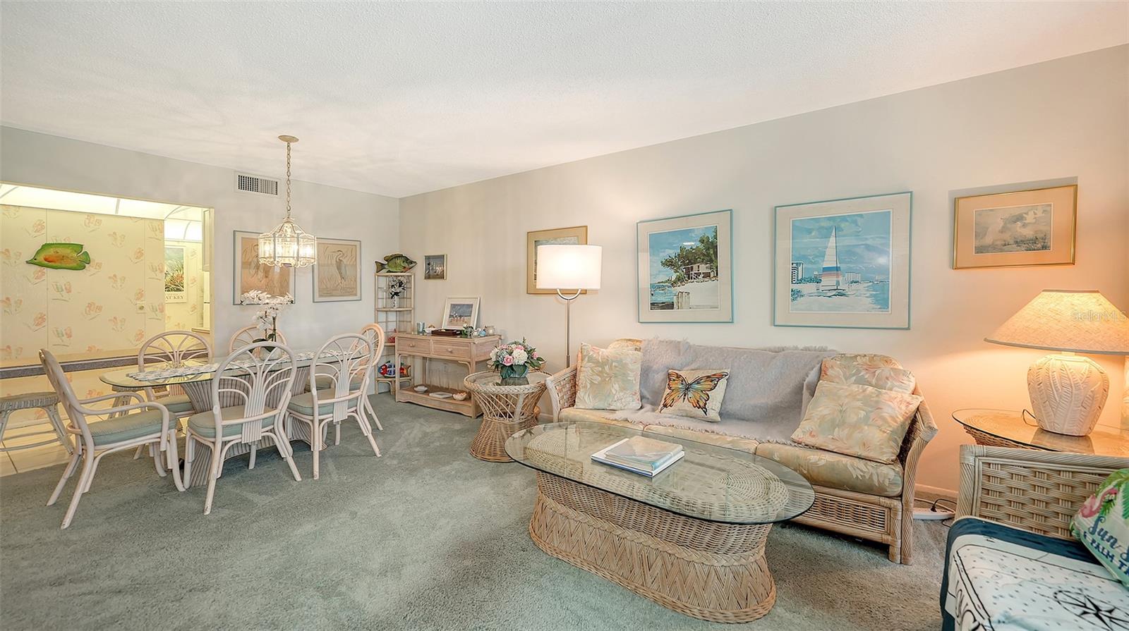 SEAPLACE III - Residential