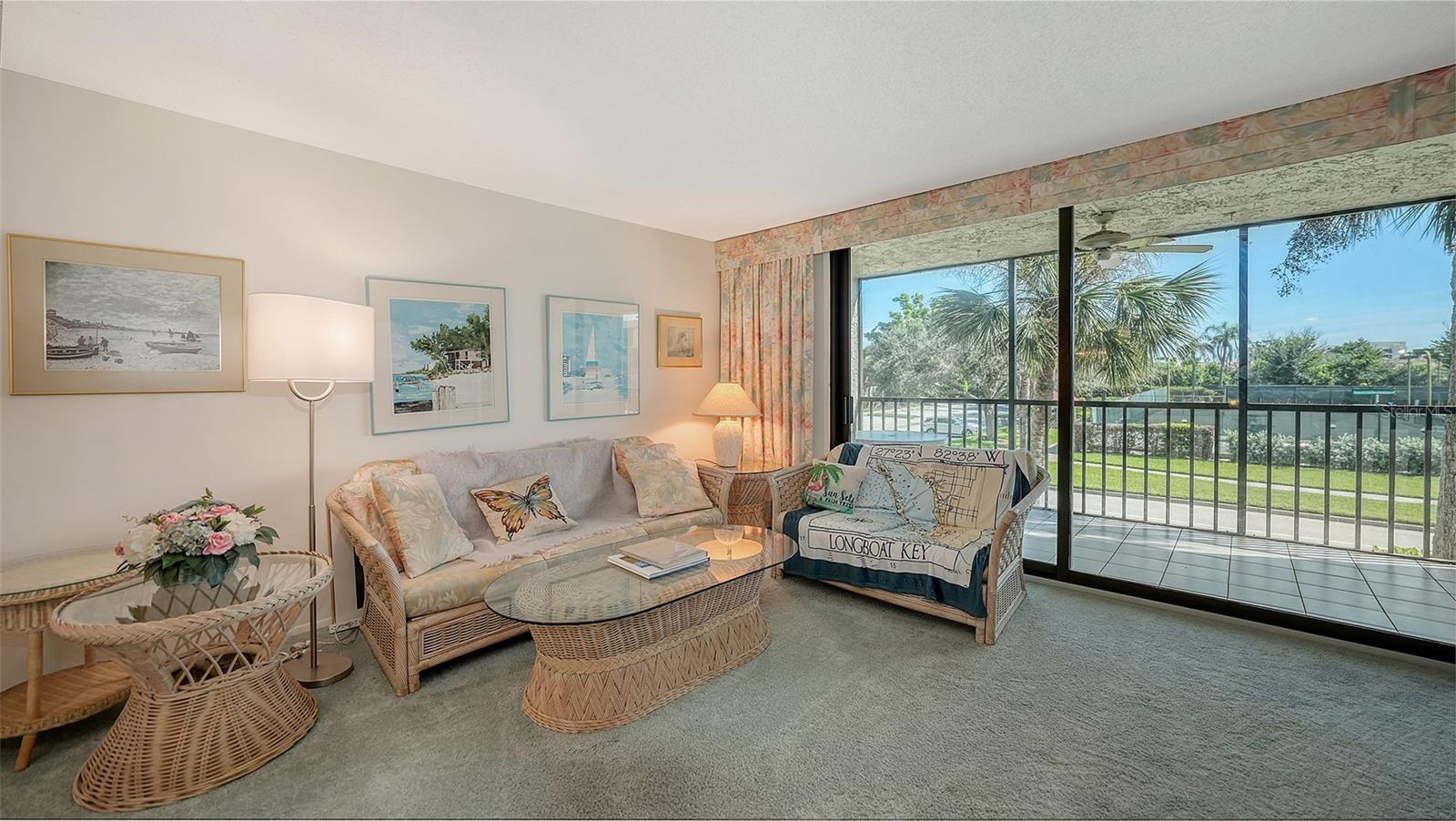 SEAPLACE III - Residential