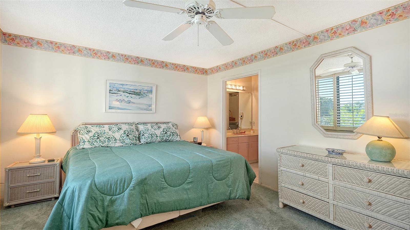 SEAPLACE III - Residential