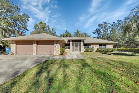 A home in DELAND