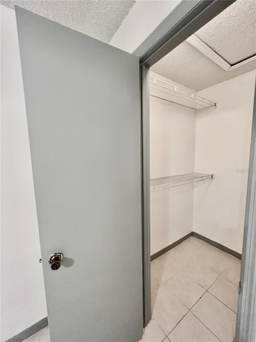 VENETIAN PLACE - Residential Lease