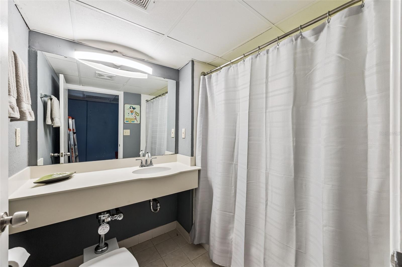 METROPOLITAN/LK EOLA - Residential