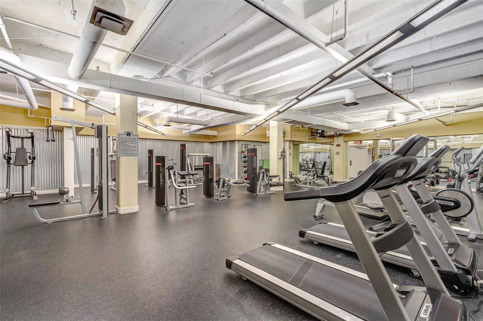 METROPOLITAN/LK EOLA - Residential