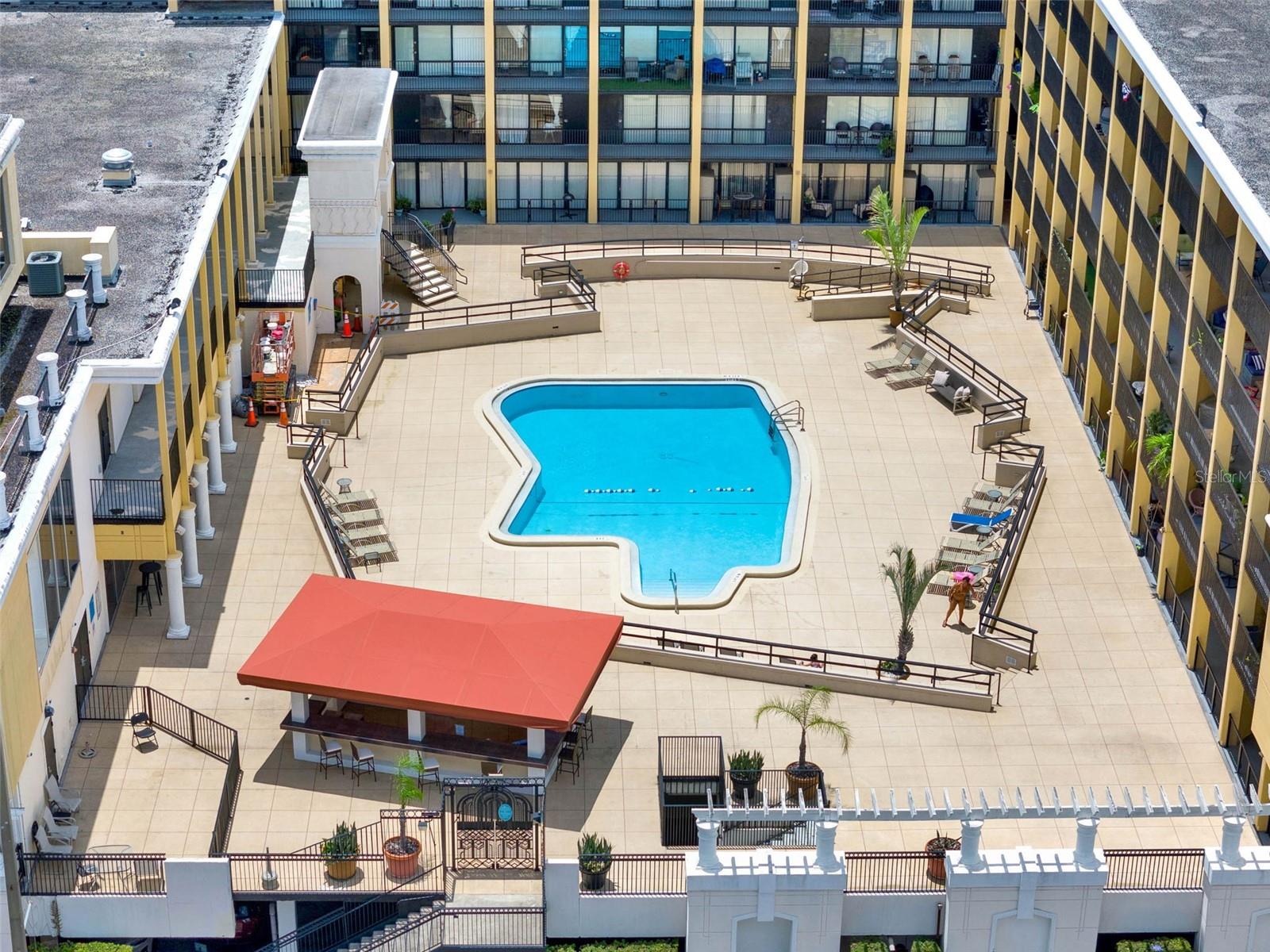 METROPOLITAN/LK EOLA - Residential