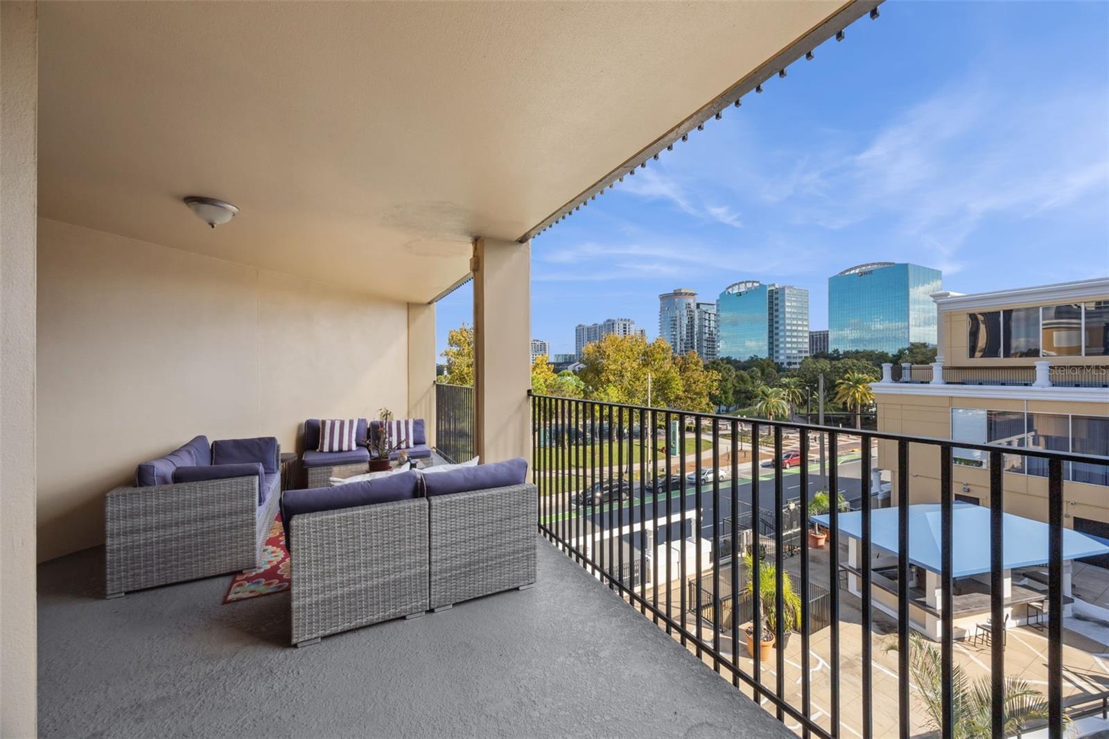 METROPOLITAN/LK EOLA - Residential