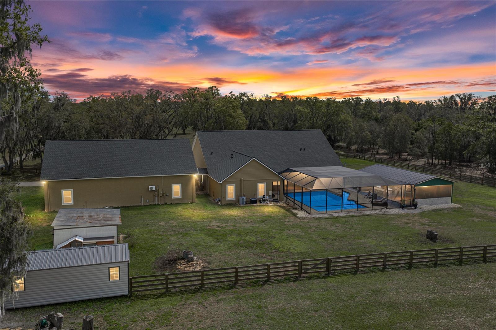 ACREAGE - Residential