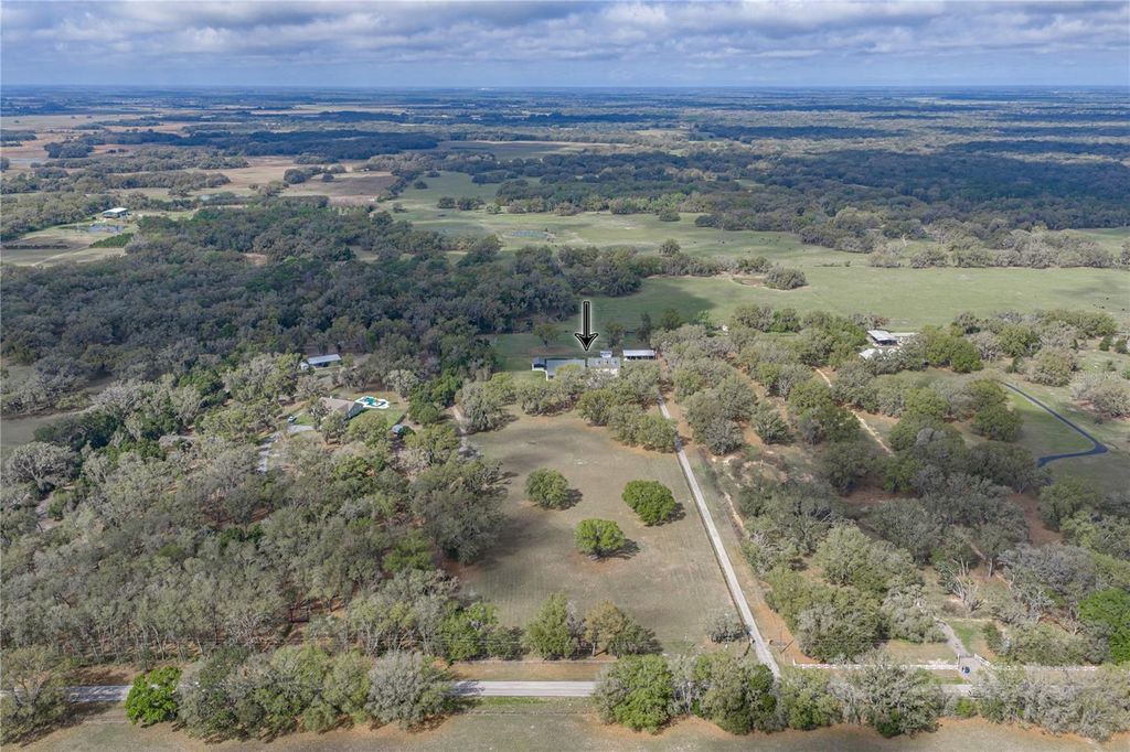 Photo of 15131 Bellamy Brothers Boulevard, Dade City, FL 33525 (MLS # TB8486036)