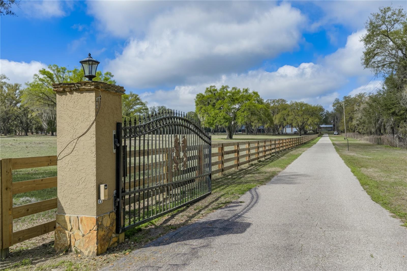 ACREAGE - Residential