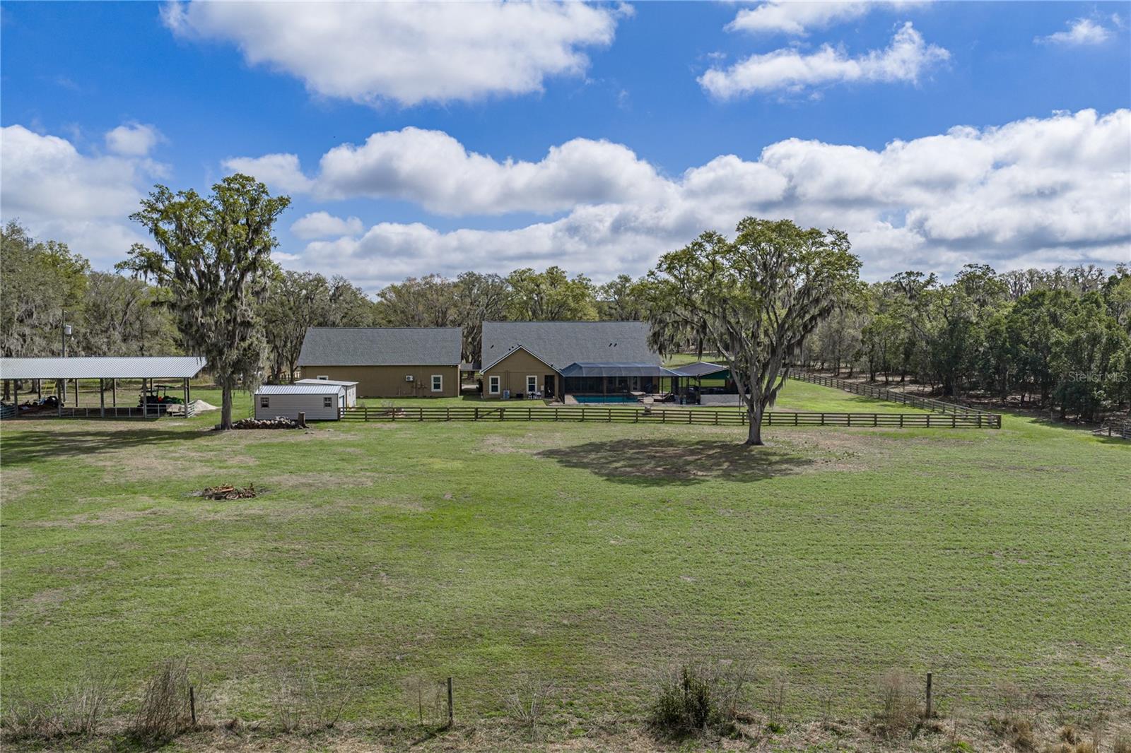 ACREAGE - Residential