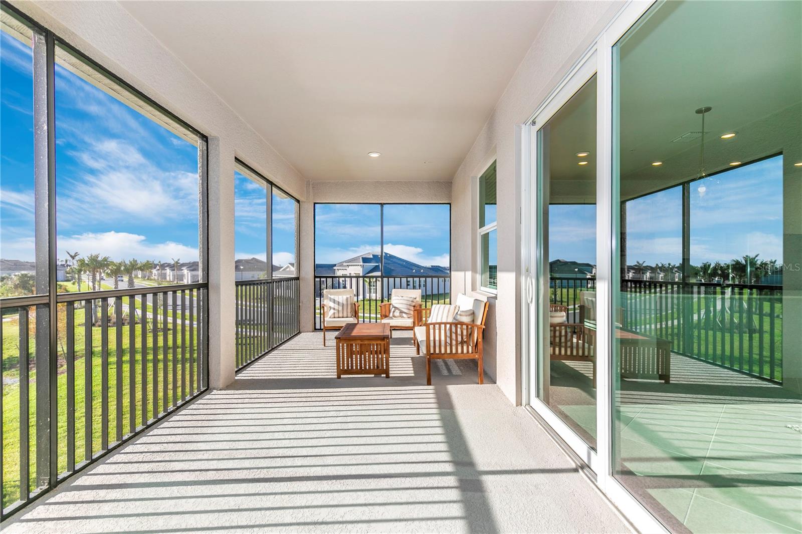 WELLEN PARK GOLF & COUNTRY CLUB - Residential Lease
