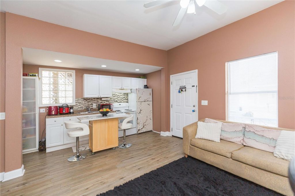 Photo of 2322 W Cherry Street, Tampa, FL 33607 (MLS # TB8486051)