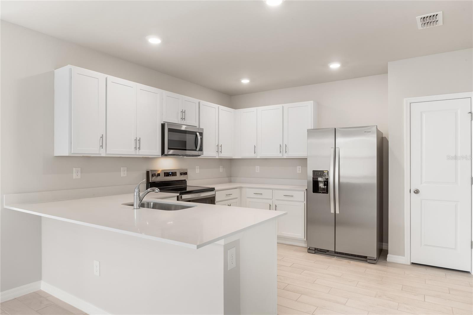 SEA COVE - Residential