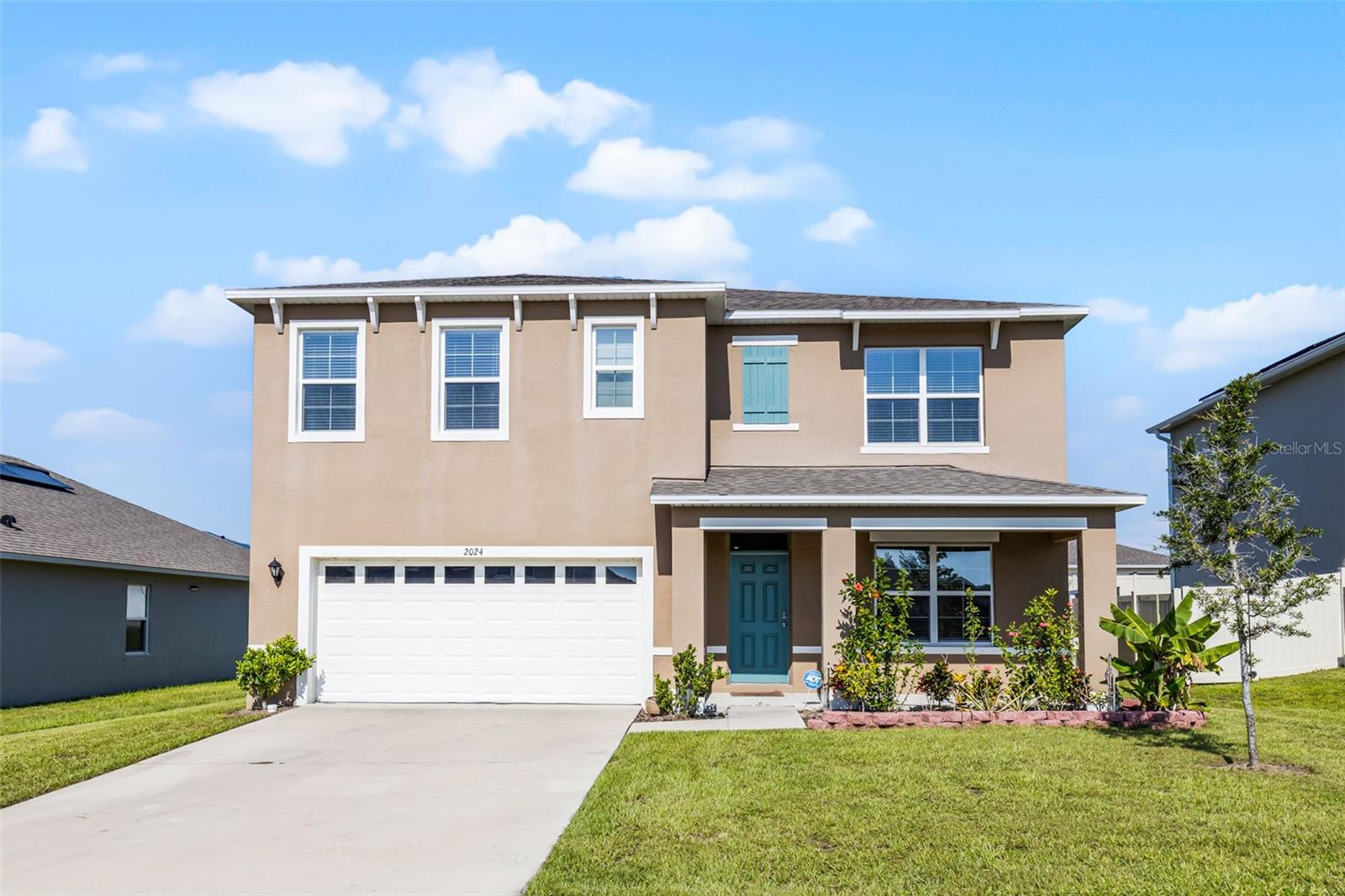 *Seller is giving $10,000 in seller concession.* Welcome to your dream home in the heart of Tavares! This stunning 5-bedroom, 3-bath smart home offers over 2,700 square feet of thoughtfully designed living space — perfect for growing families or anyone who needs plenty of room to spread out.
Step inside and fall in love with the open floor plan, ideal for both entertaining and everyday living. The modern kitchen features elegant quartz countertops, sleek cabinetry, and a spacious layout that flows seamlessly into the living and dining areas. Need extra space? Enjoy a versatile loft upstairs and a dedicated office area, giving you flexibility to work, play, or unwind.
The generously sized backyard offers endless potential — create your own private oasis with room for a pool, garden, or play area. A two-car garage adds convenience and extra storage.
Located just five minutes from grocery stores, restaurants, and everyday essentials, you’ll love the easy access to everything you need while still enjoying the peace and privacy of a welcoming neighborhood.
This home truly checks all the boxes — size, style, smart features, and a prime location. Don’t miss the opportunity to make 2024 Griffin Oak Way your forever home — schedule your private showing today!