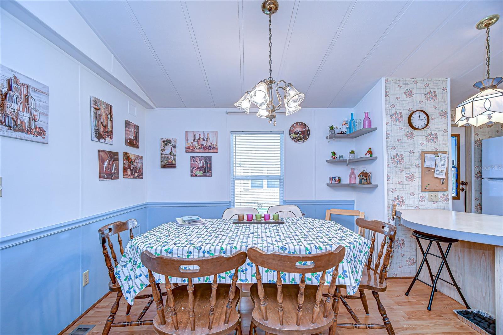 COLONY HILLS COMMUNITY - Residential