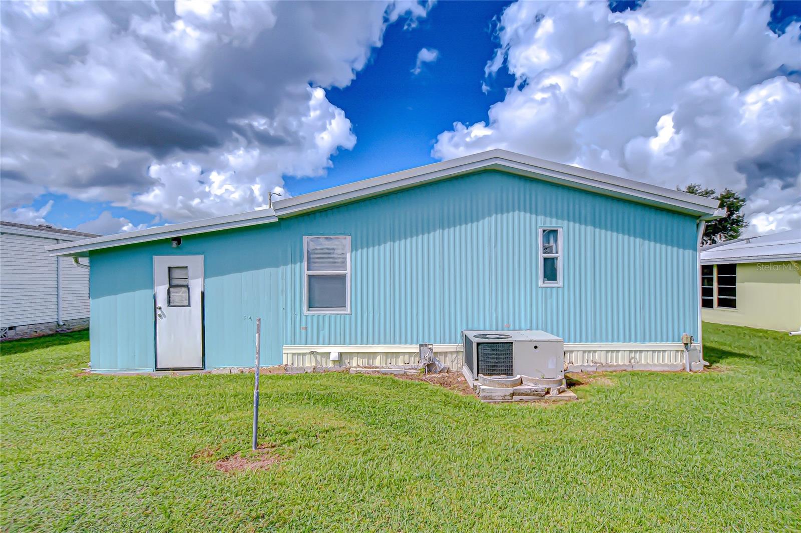 COLONY HILLS COMMUNITY - Residential