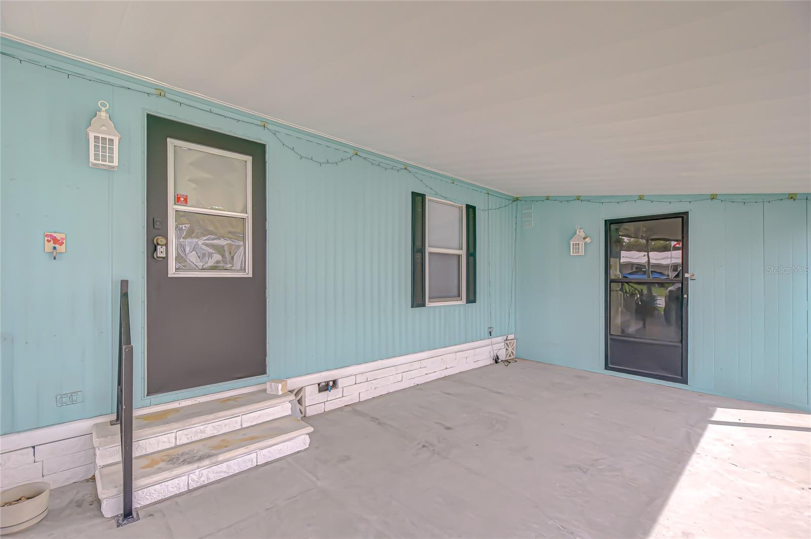 COLONY HILLS COMMUNITY - Residential