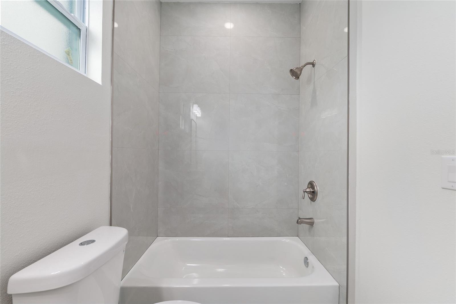 MARION OAKS UN 01 - Residential