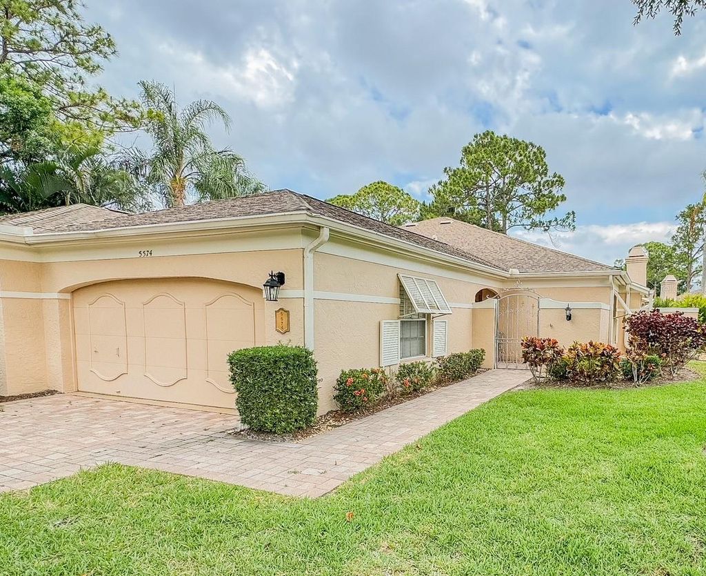 Photo of 5574 Chanteclaire #32, Sarasota, FL 34235 (MLS # A4686545)