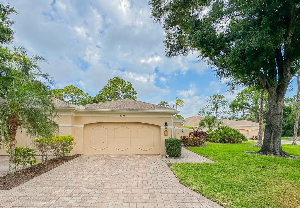 Photo of 5574 Chanteclaire #32, Sarasota, FL 34235 (MLS # A4686545)