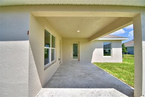 A home in HAINES CITY