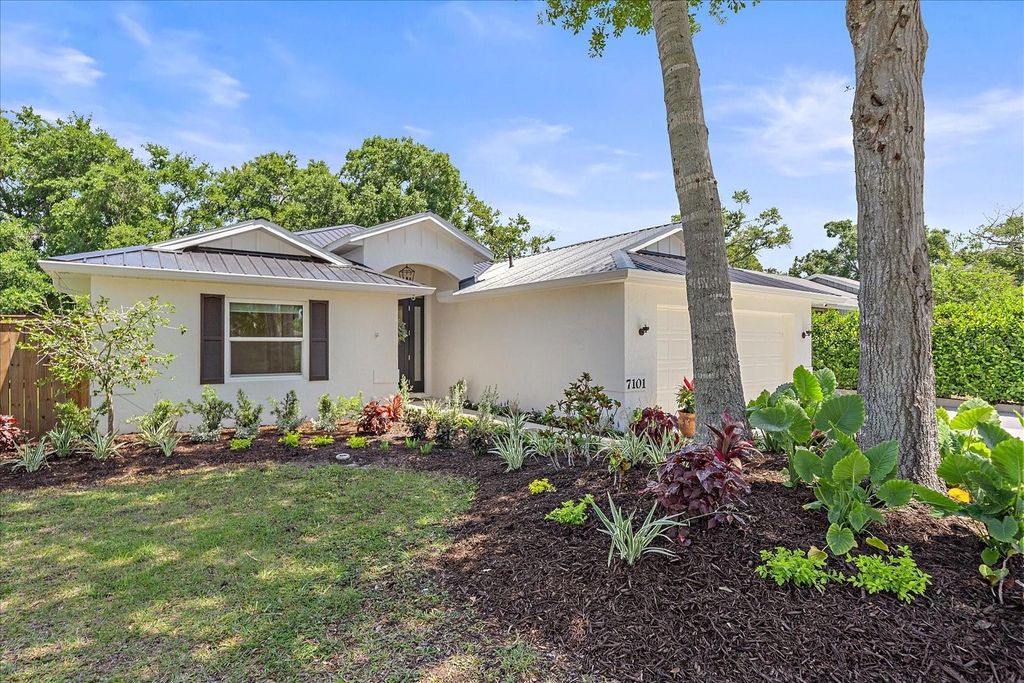 Photo of 7101 Java Drive, Sarasota, FL 34241 (MLS # A4690214)