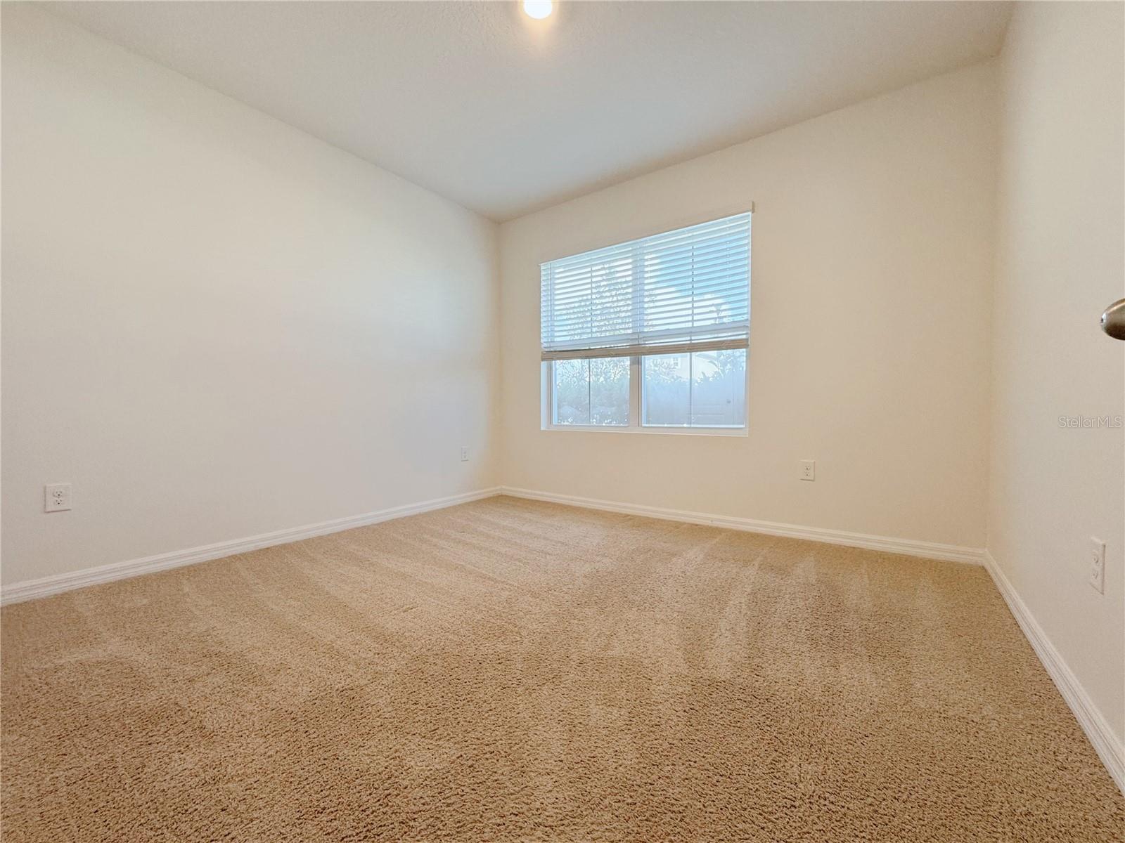 ESTATES OF WESTERLY - Residential Lease