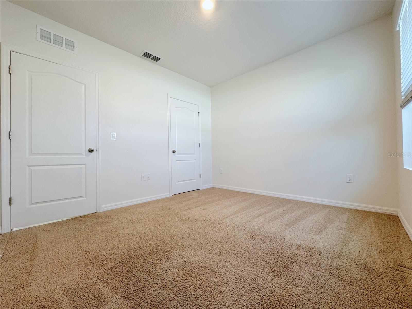 ESTATES OF WESTERLY - Residential Lease