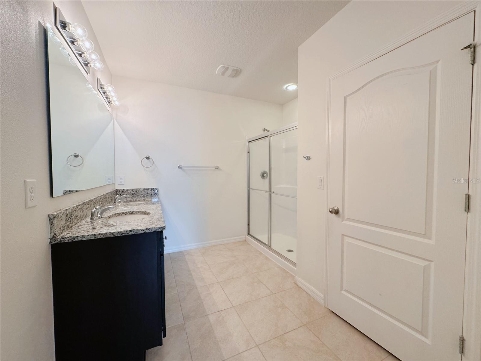 ESTATES OF WESTERLY - Residential Lease