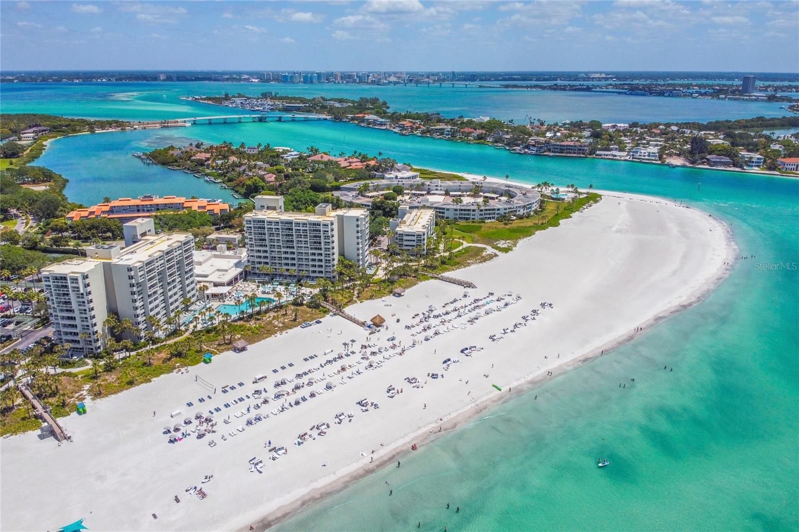 240 SANDS POINT ROAD 4102