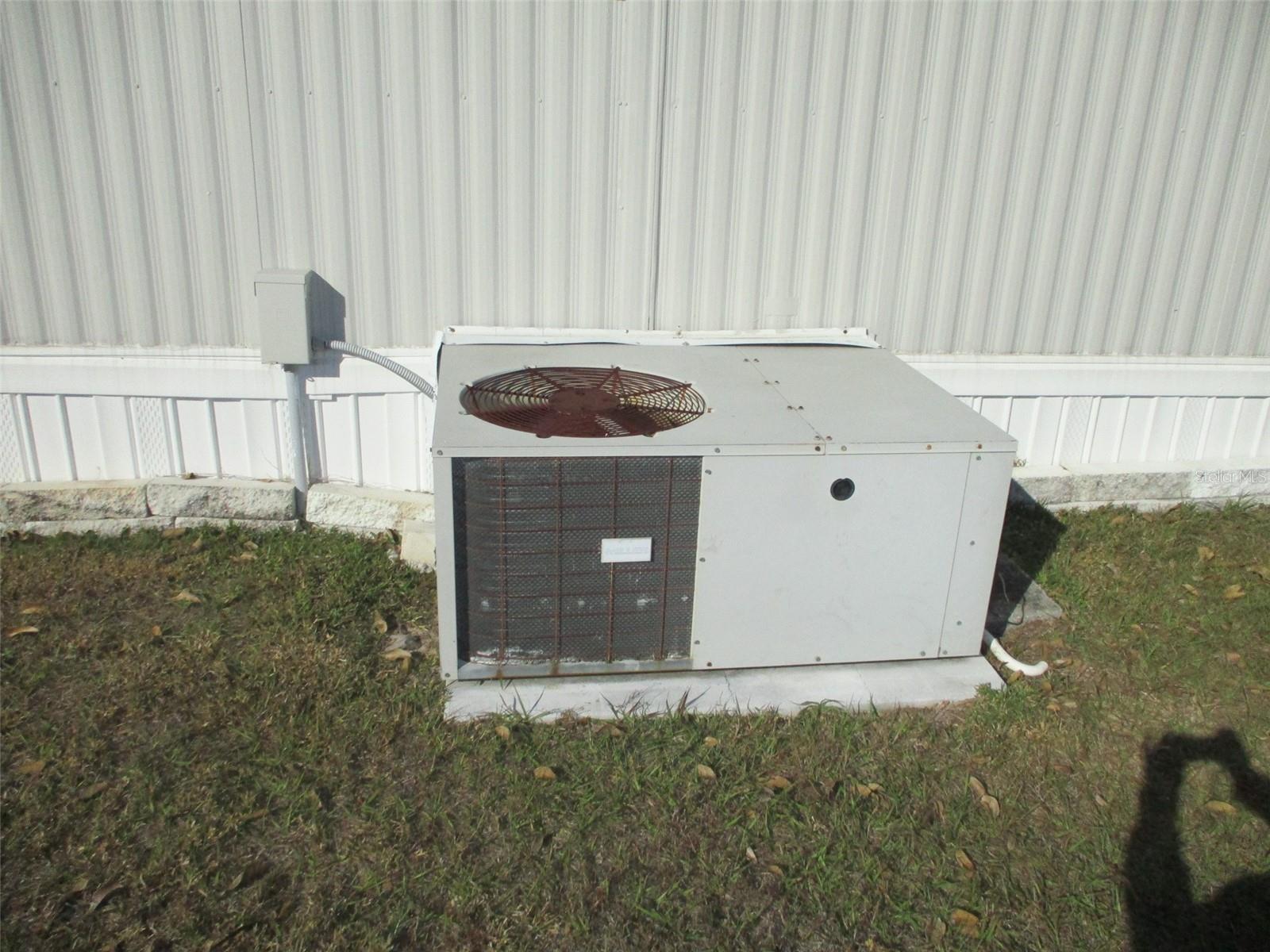 SHADY OAKS MOBILE MODULAR ESTATES - Residential