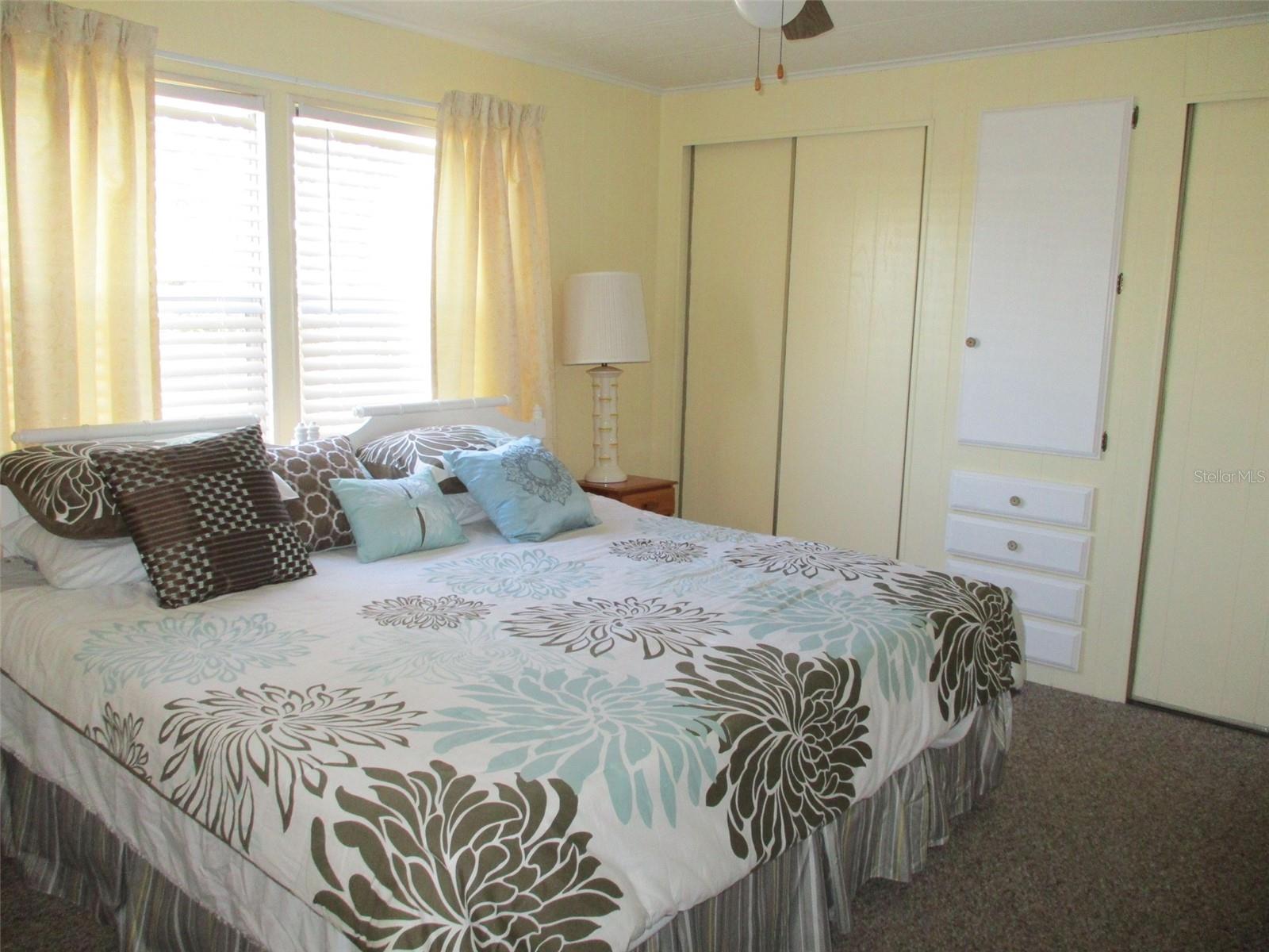 SHADY OAKS MOBILE MODULAR ESTATES - Residential