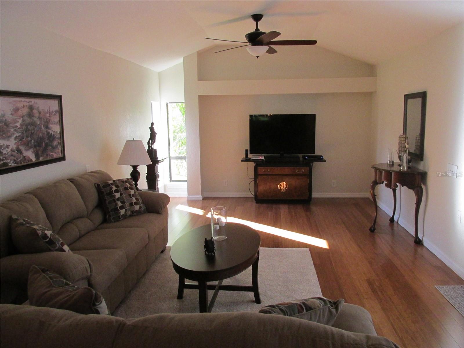 MANASOTA GARDENS - Residential Lease