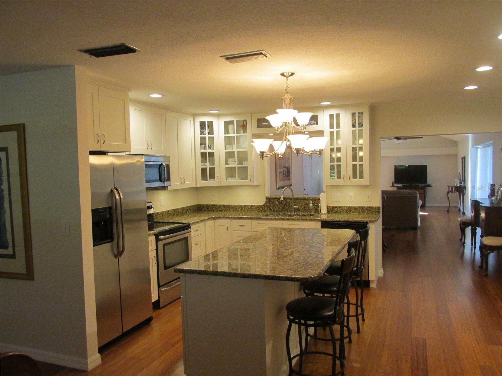 MANASOTA GARDENS - Residential Lease