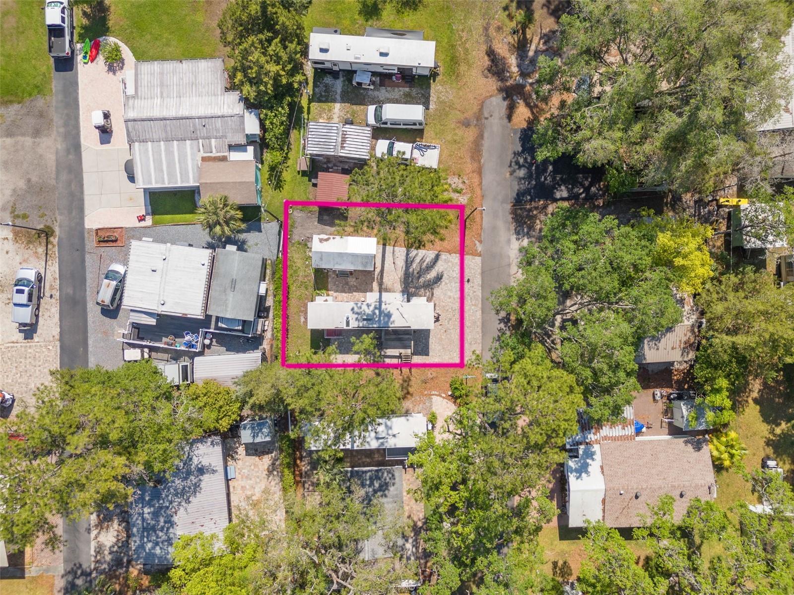 CAMPERS HOLIDAY - Residential