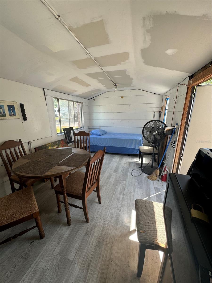 CAMPERS HOLIDAY - Residential