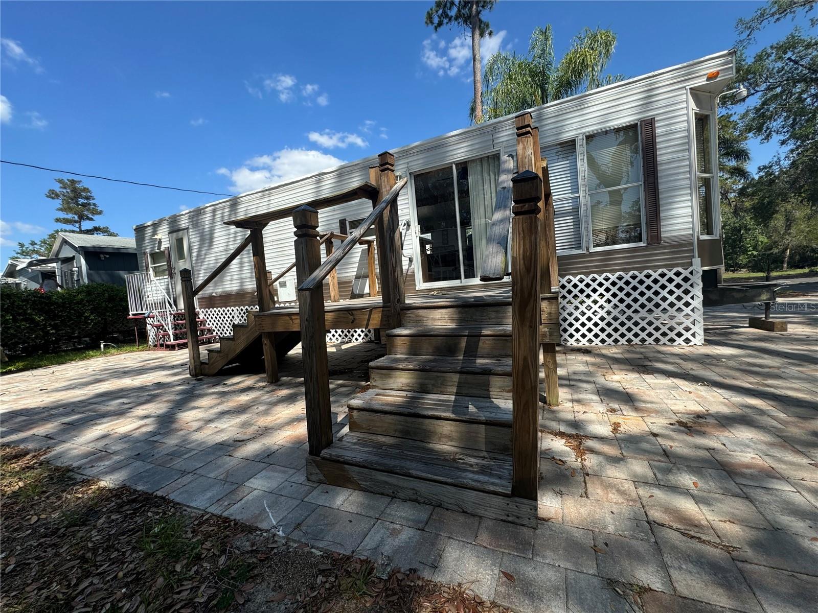 CAMPERS HOLIDAY - Residential