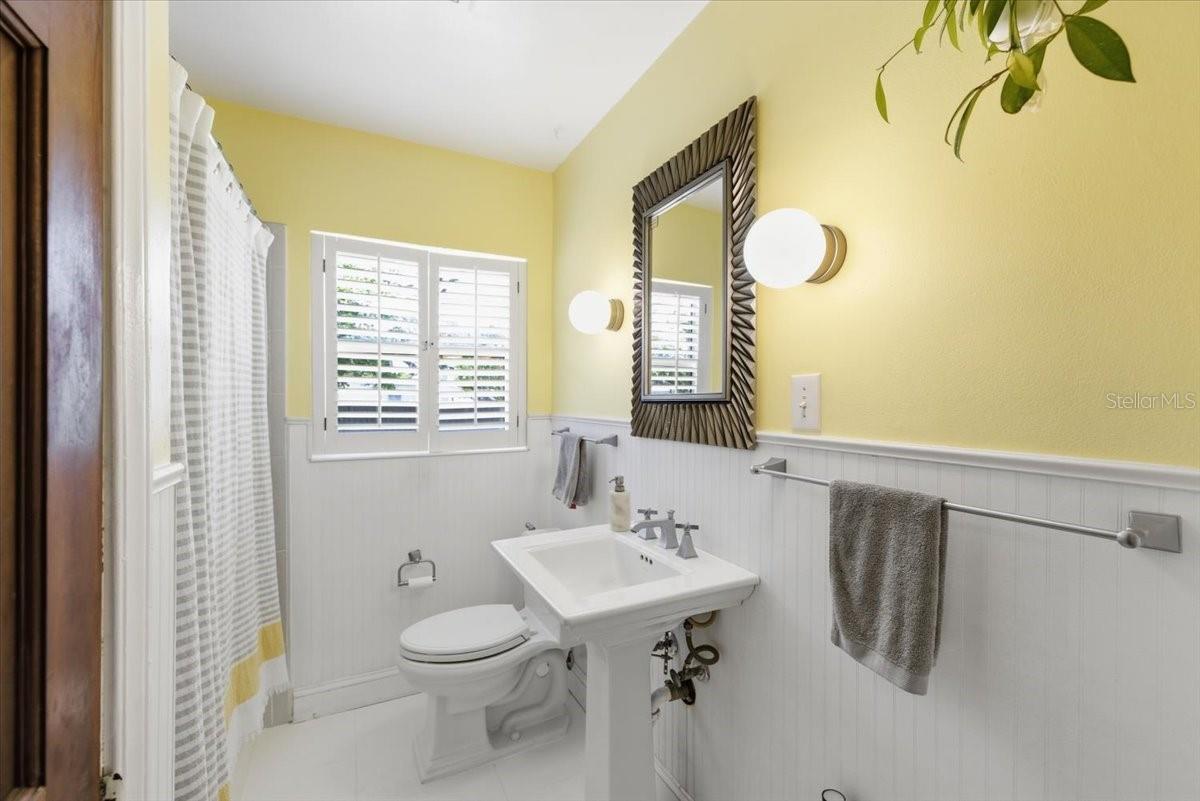 LAKEWOOD ESTATES SEC C - Residential