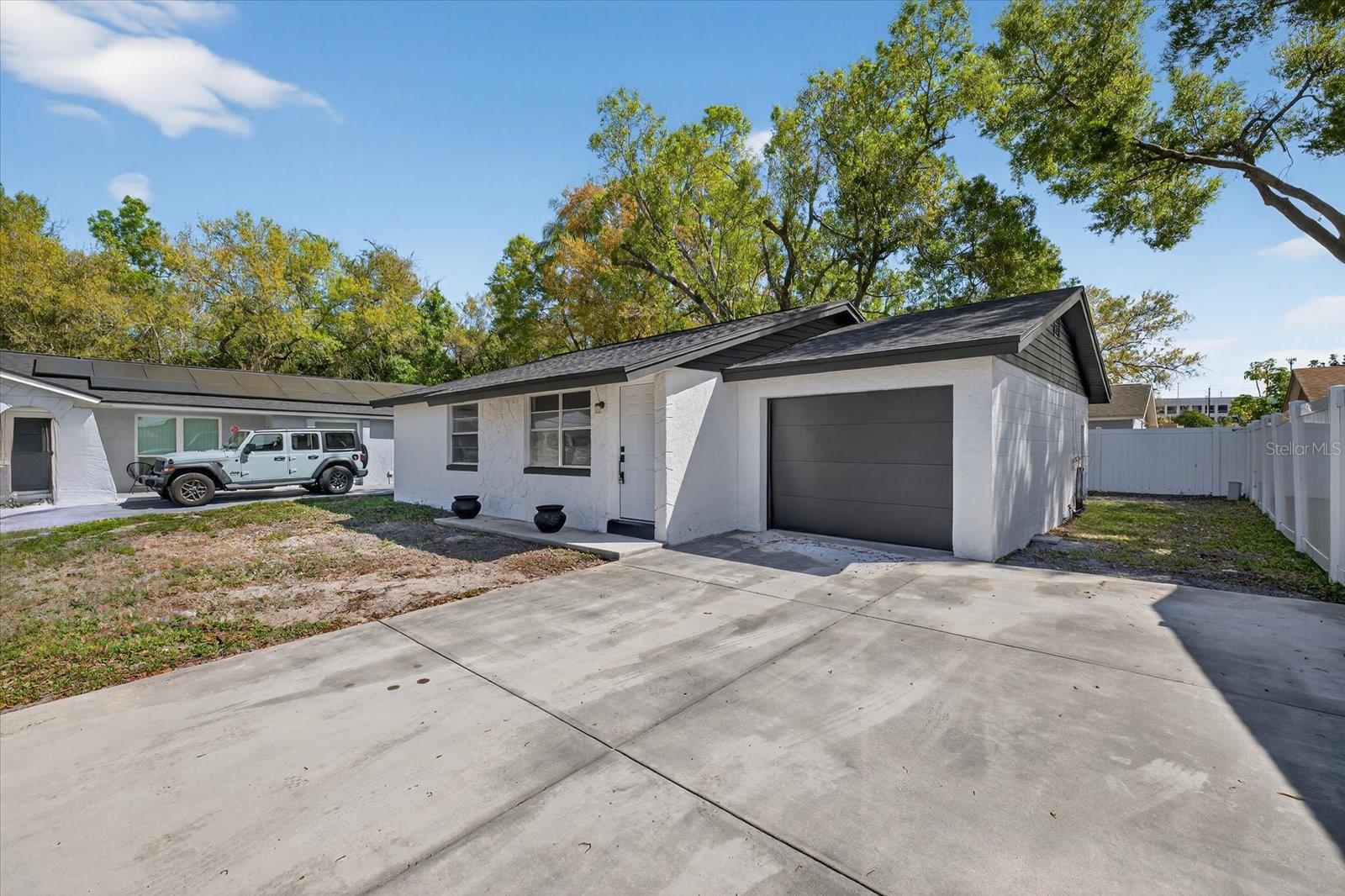 CAMEO VILLAS UNIT 5 - Residential