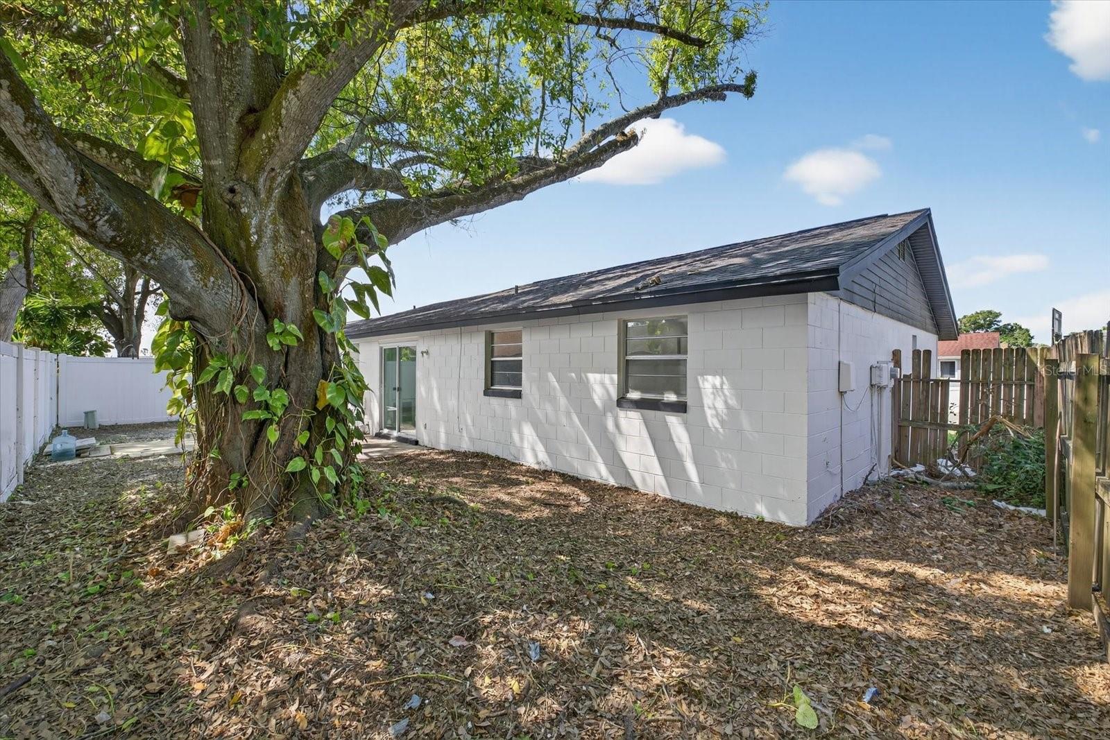 CAMEO VILLAS UNIT 5 - Residential