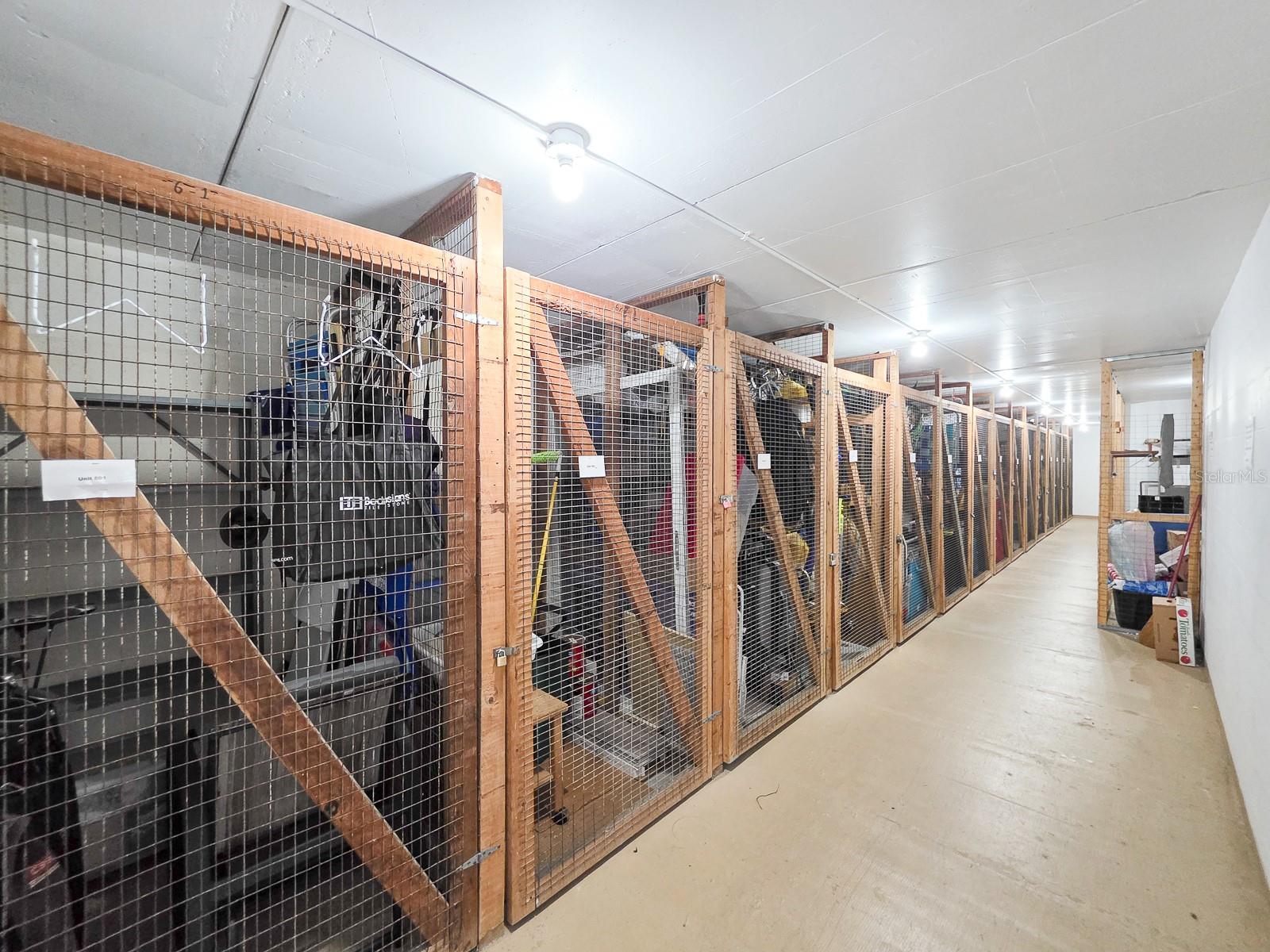 ADMIRALTY CLUB - Residential