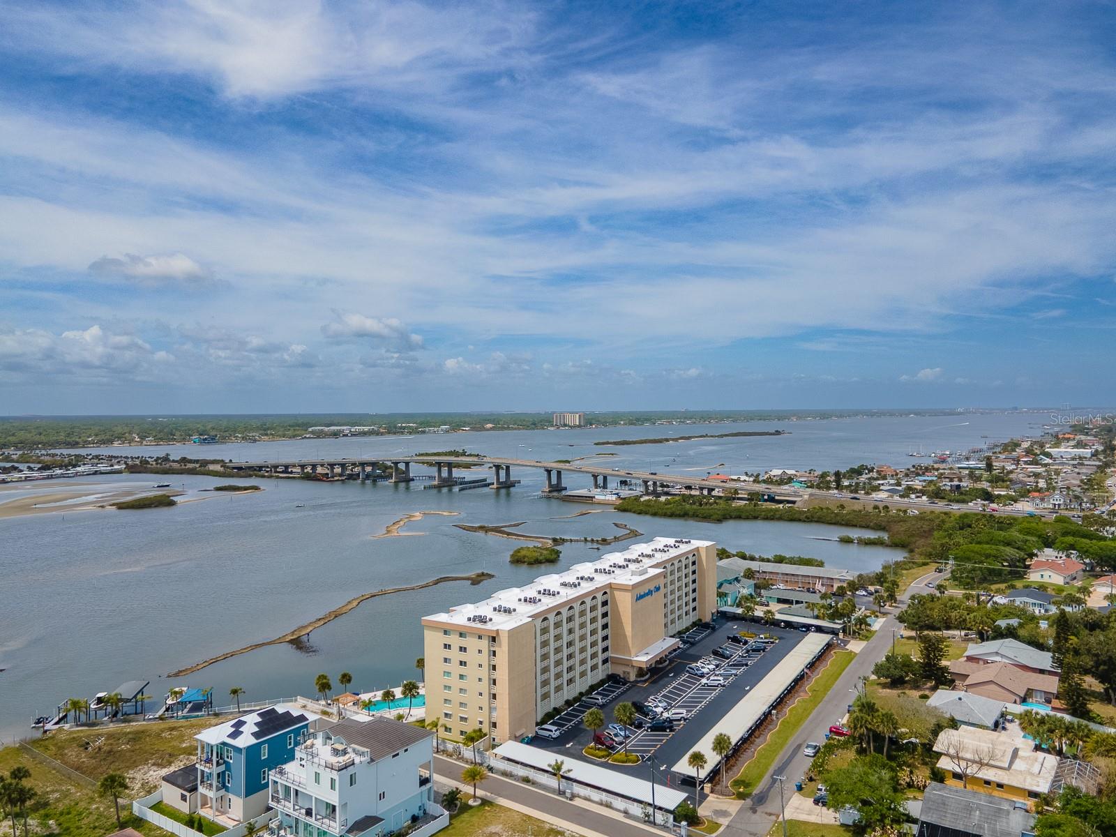 ADMIRALTY CLUB - Residential