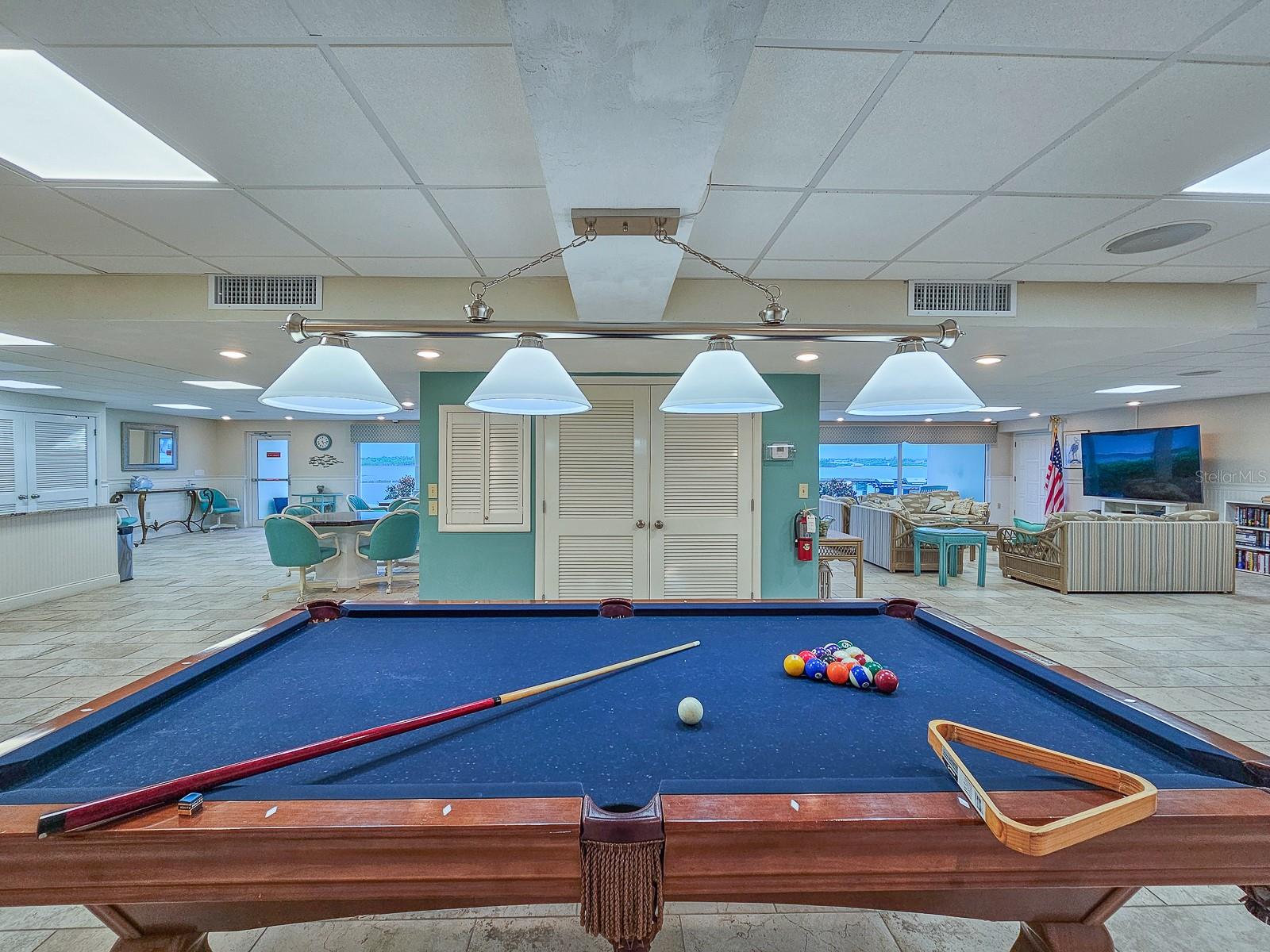 ADMIRALTY CLUB - Residential