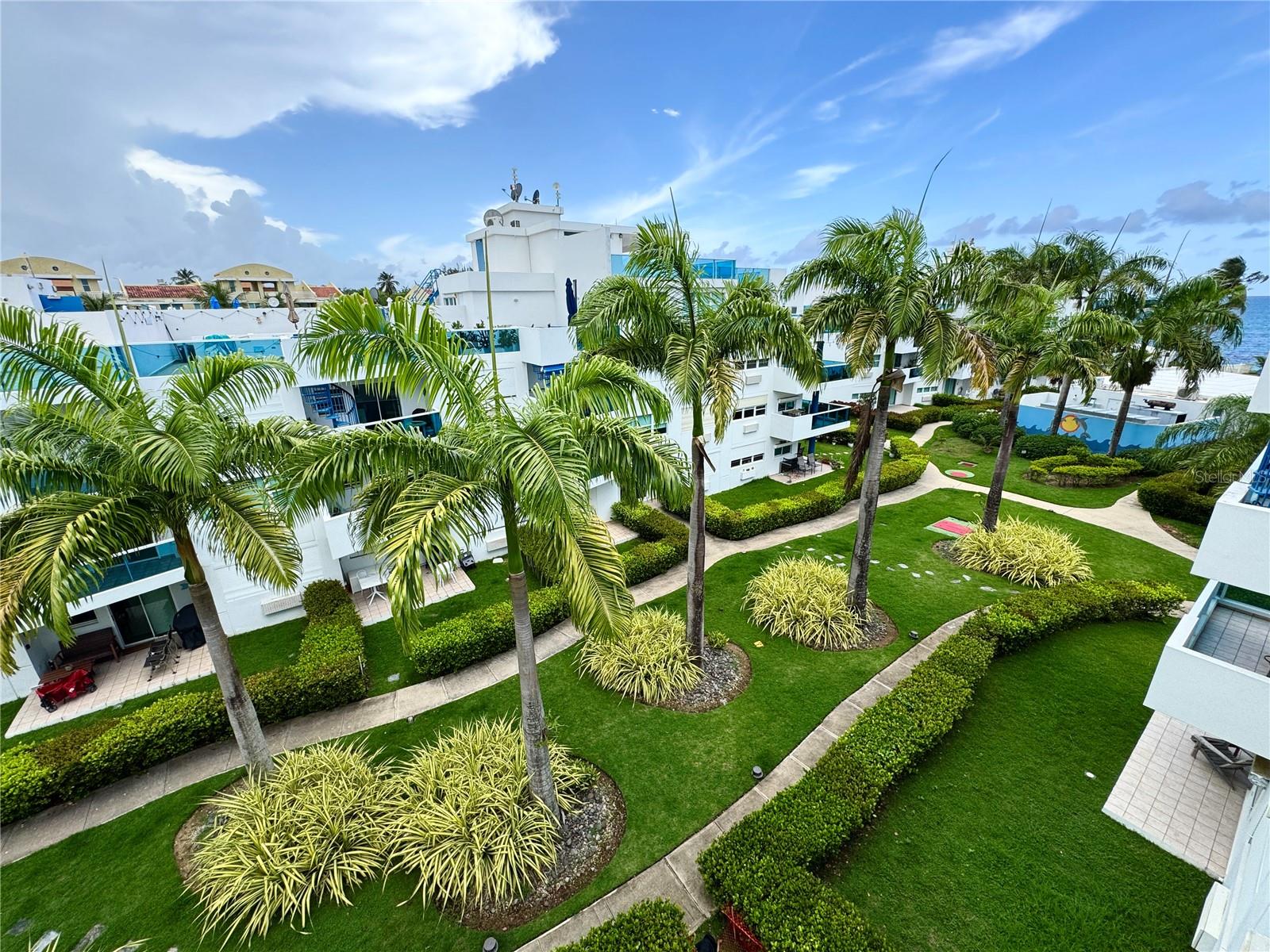 COSTAMAR BEACH VILLAGE WEST - Residential